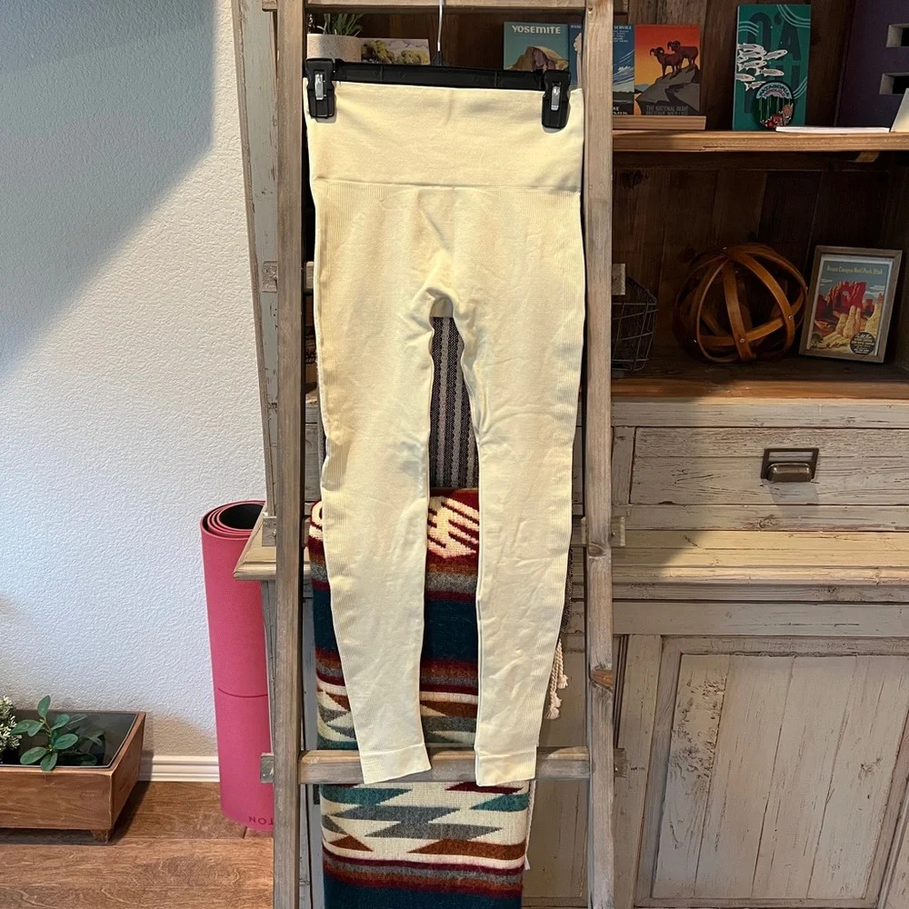 SET Active womens sculptflex legging size small